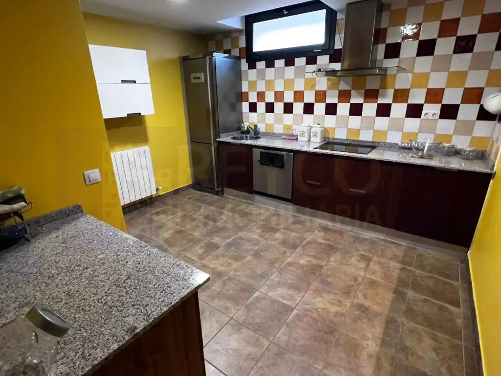 Cuina de Casa o xalet en venda en Rodezno amb Jardí privat, Piscina i Forn