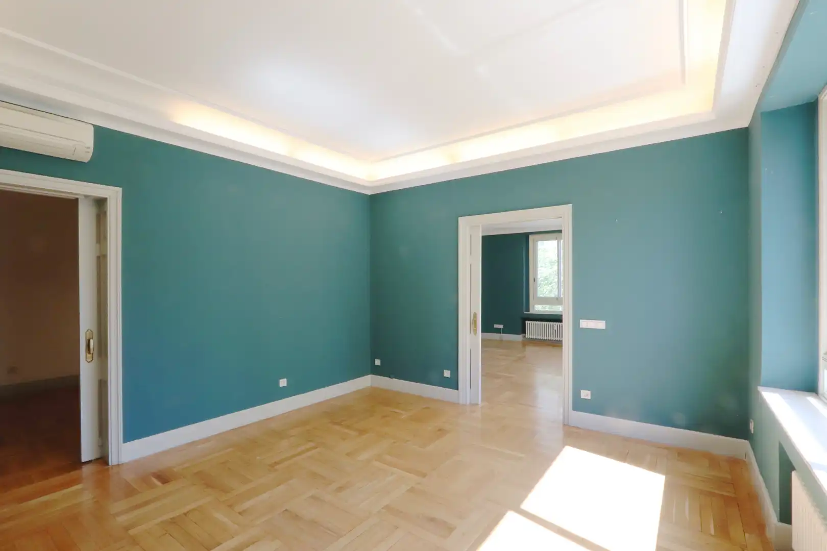 Flat for rent in Madrid  with Air Conditioner, Heating and Parquet flooring