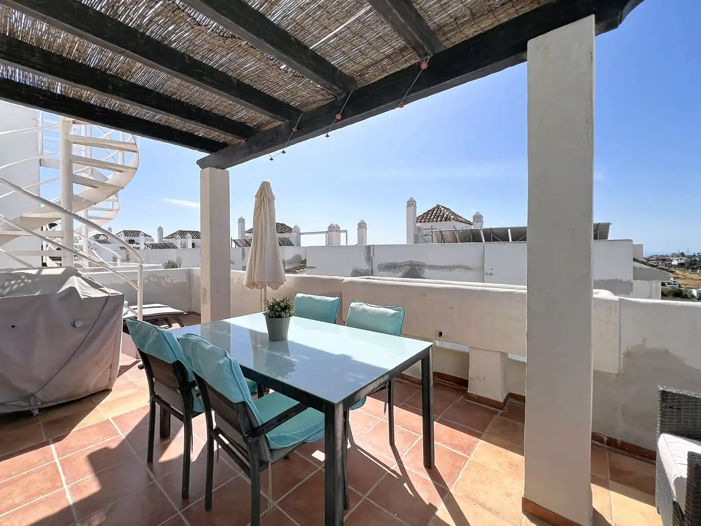 Terraza de Ático en venta en Estepona con Aire acondicionado, Terraza y Piscina