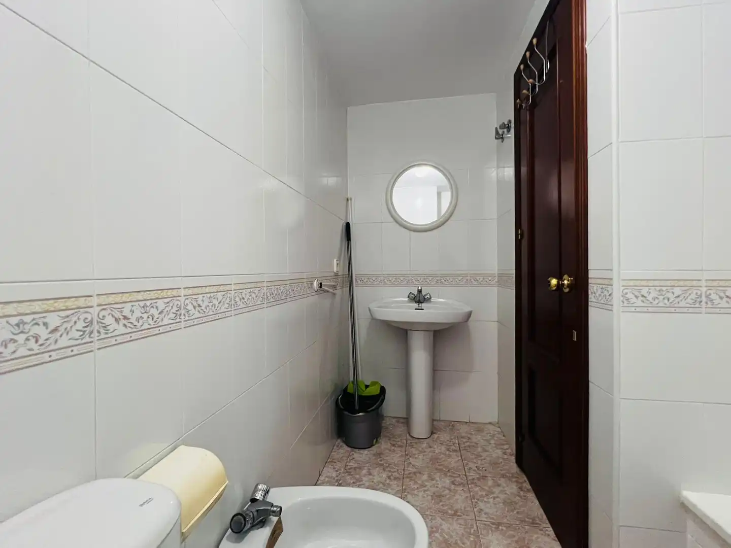 Bathroom of Attic for sale in Algeciras  with Terrace