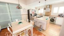 Cuina de Casa o xalet en venda en Mislata amb Aire condicionat, Calefacció i Terrassa
