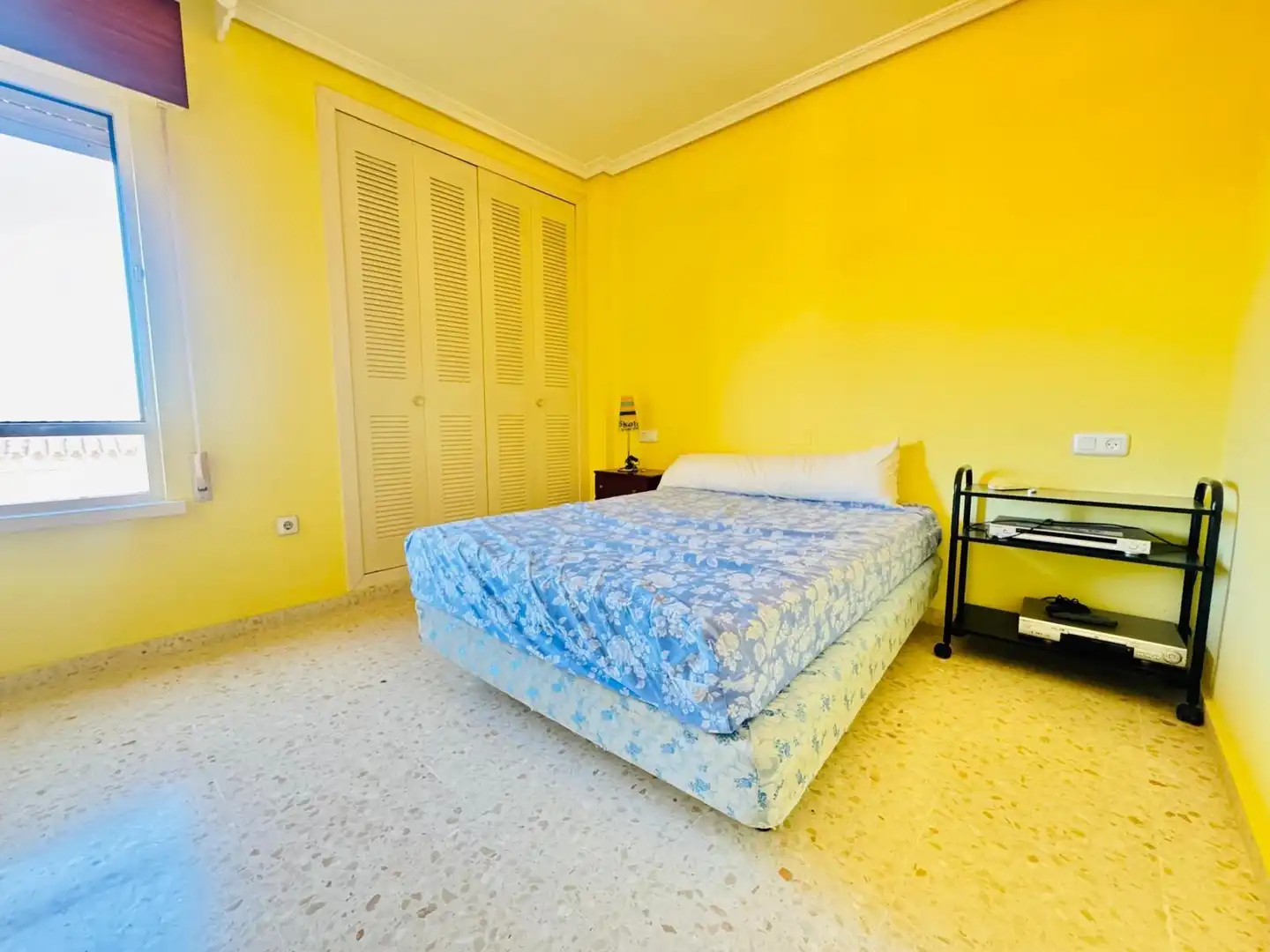 Habitación de Casa adosada en venta en Algeciras