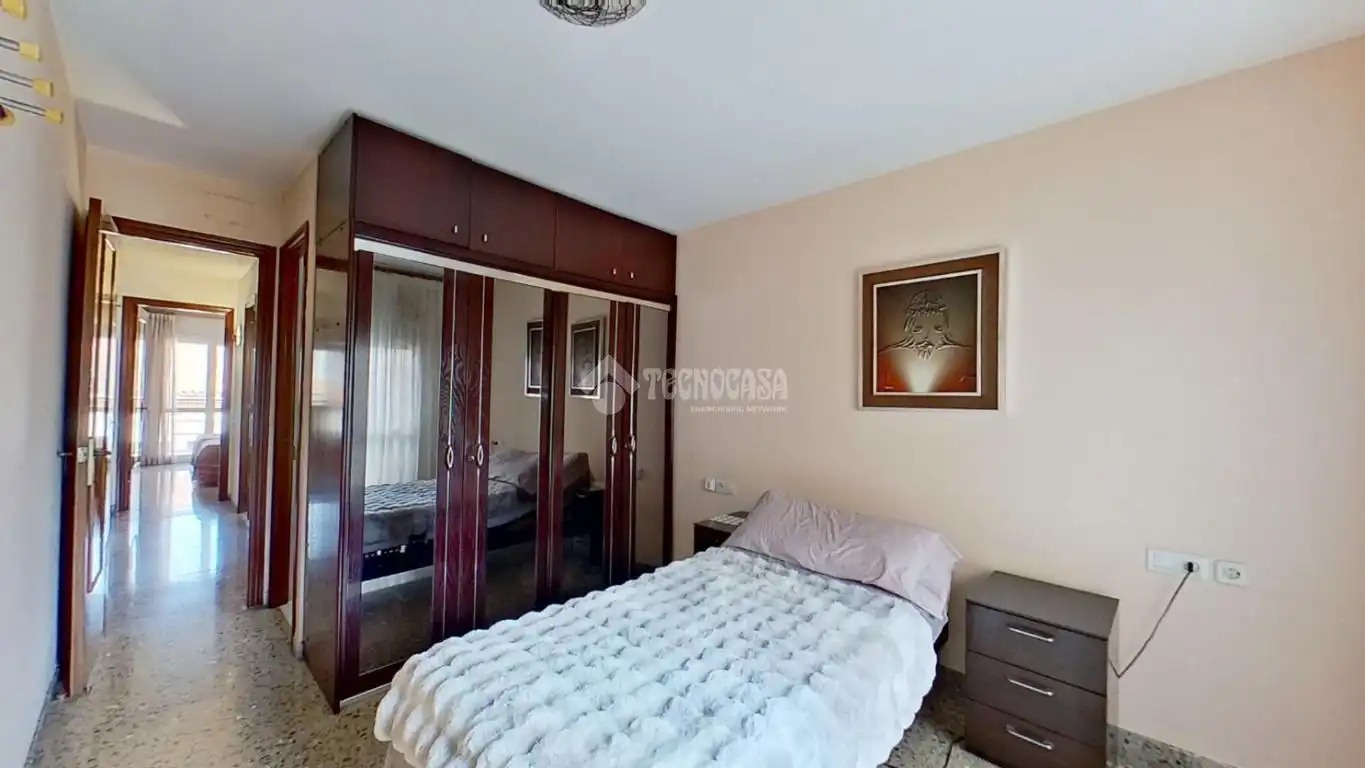 Dormitori de Pis en venda en Manresa amb Aire condicionat i Balcó