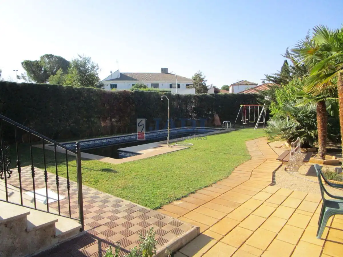 Chalet con terraza en venta en Valdepeñas, imagen 6