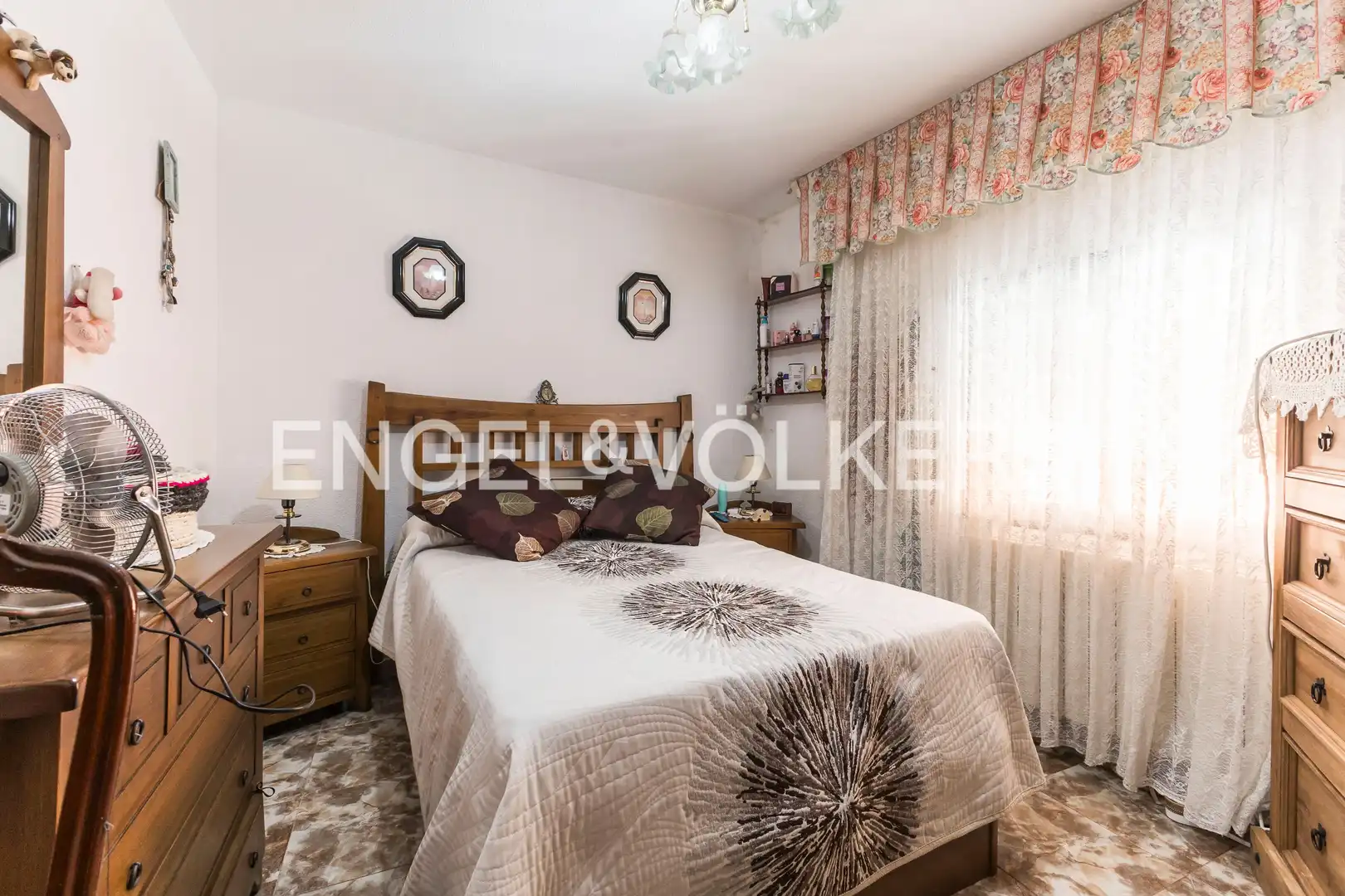 Bedroom of Houses for sale in Fuenlabrada  with Heating, Terrace and Storage room