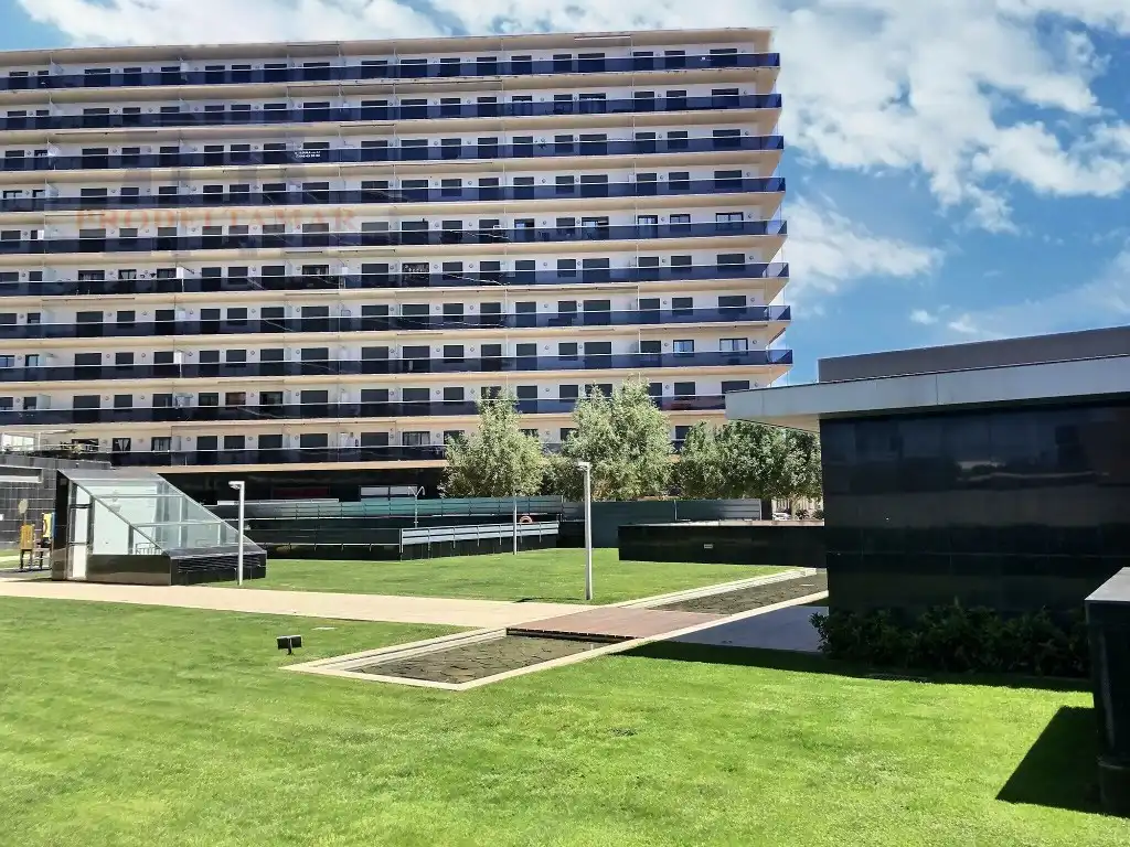 Vista exterior de Apartament en venda en L'Ampolla amb Balcó