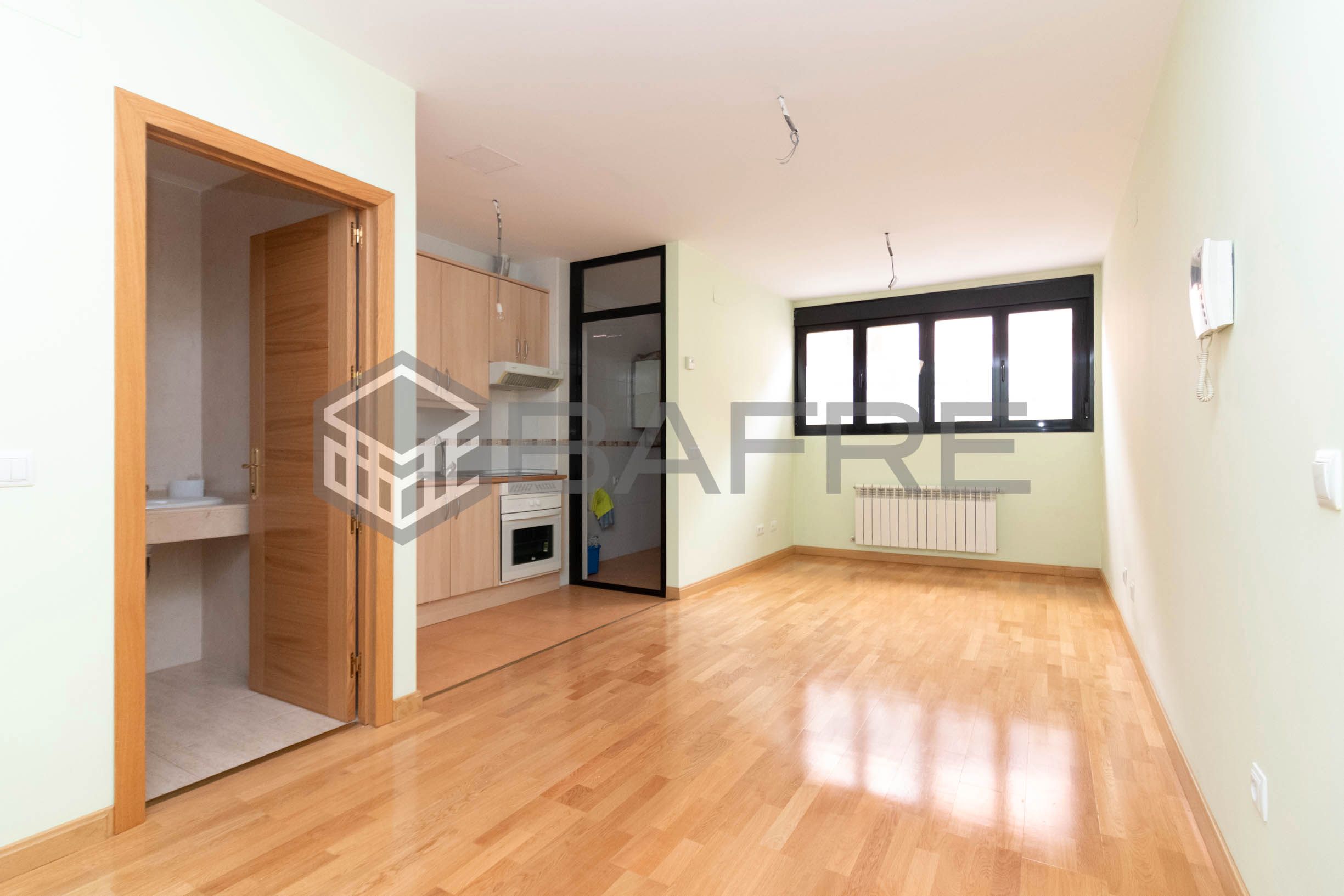 Vista exterior de Pis en venda en  Madrid Capital amb Calefacció