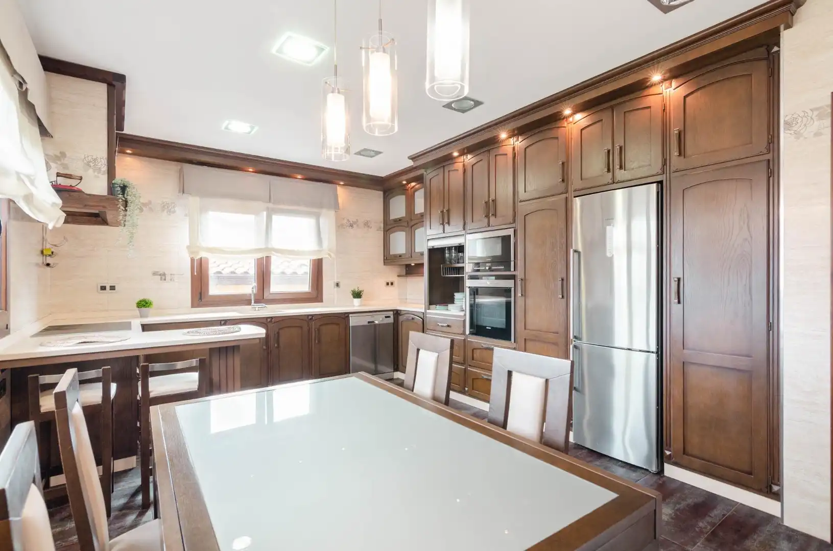 Cocina de Casa o chalet en venta en Santo Adriano con Calefacción, Piscina y Alarma