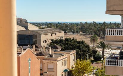 Vista exterior de Àtic en venda en Elche / Elx amb Aire condicionat, Terrassa i Balcó