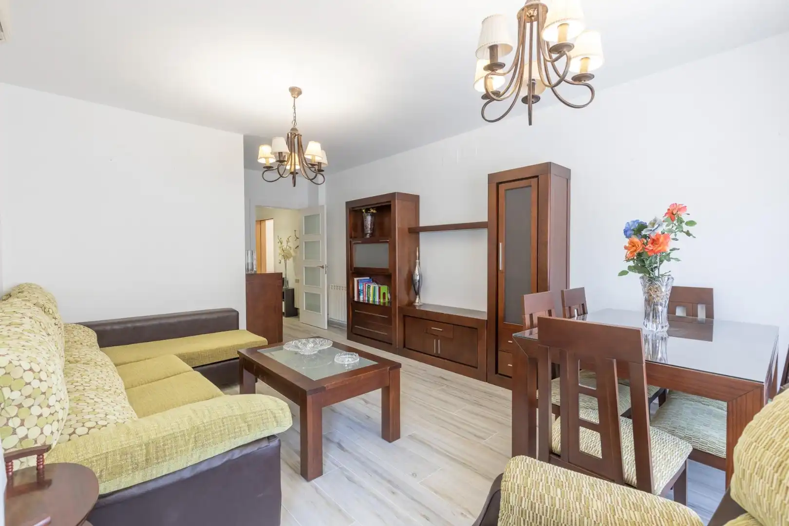 Flat with terrace for sale in Calle San Sebastian de la Gomera 23, imagen 9