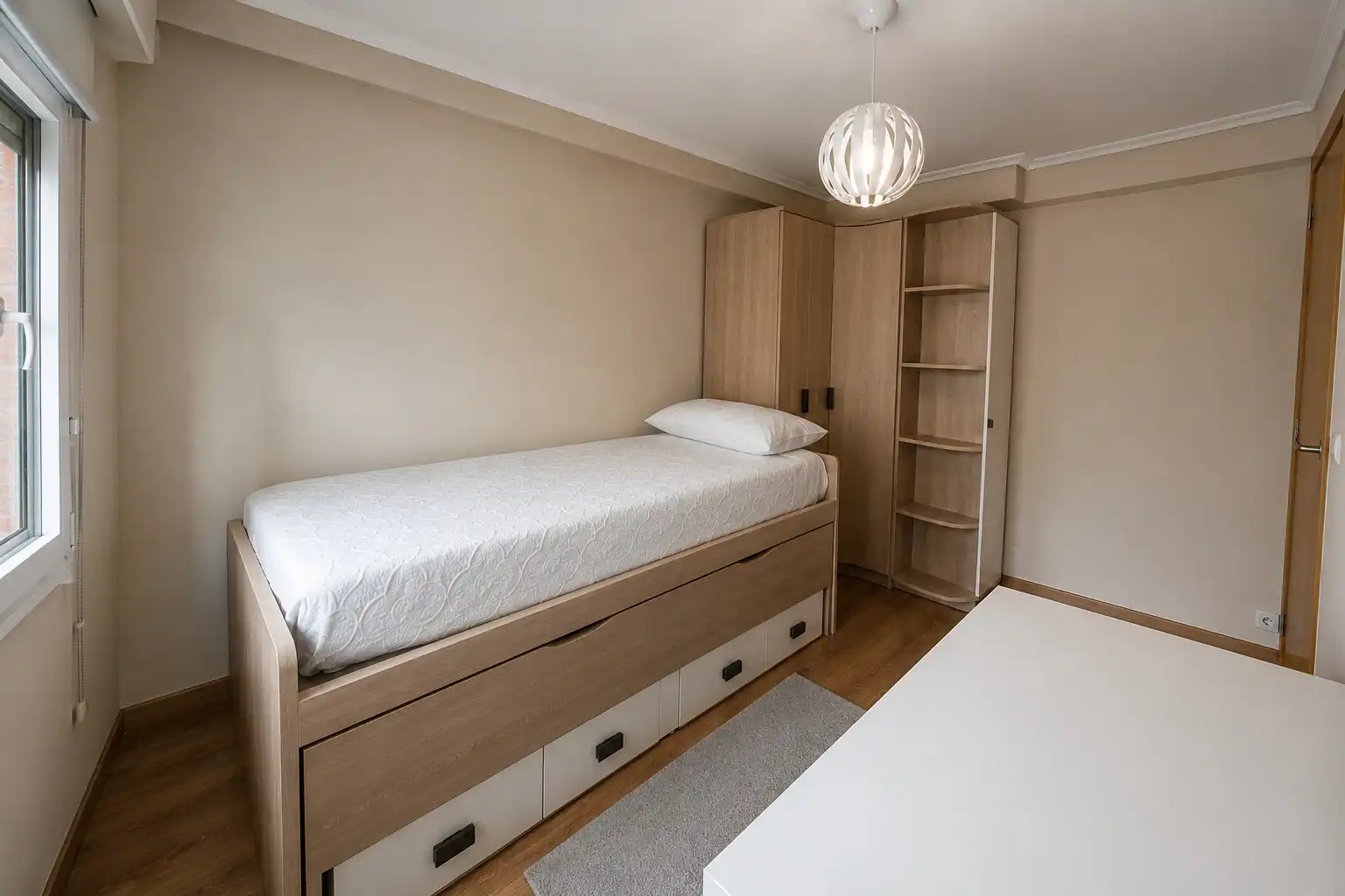 Bedroom of Flat for rent in Santander  with Heating, Furnished and Oven