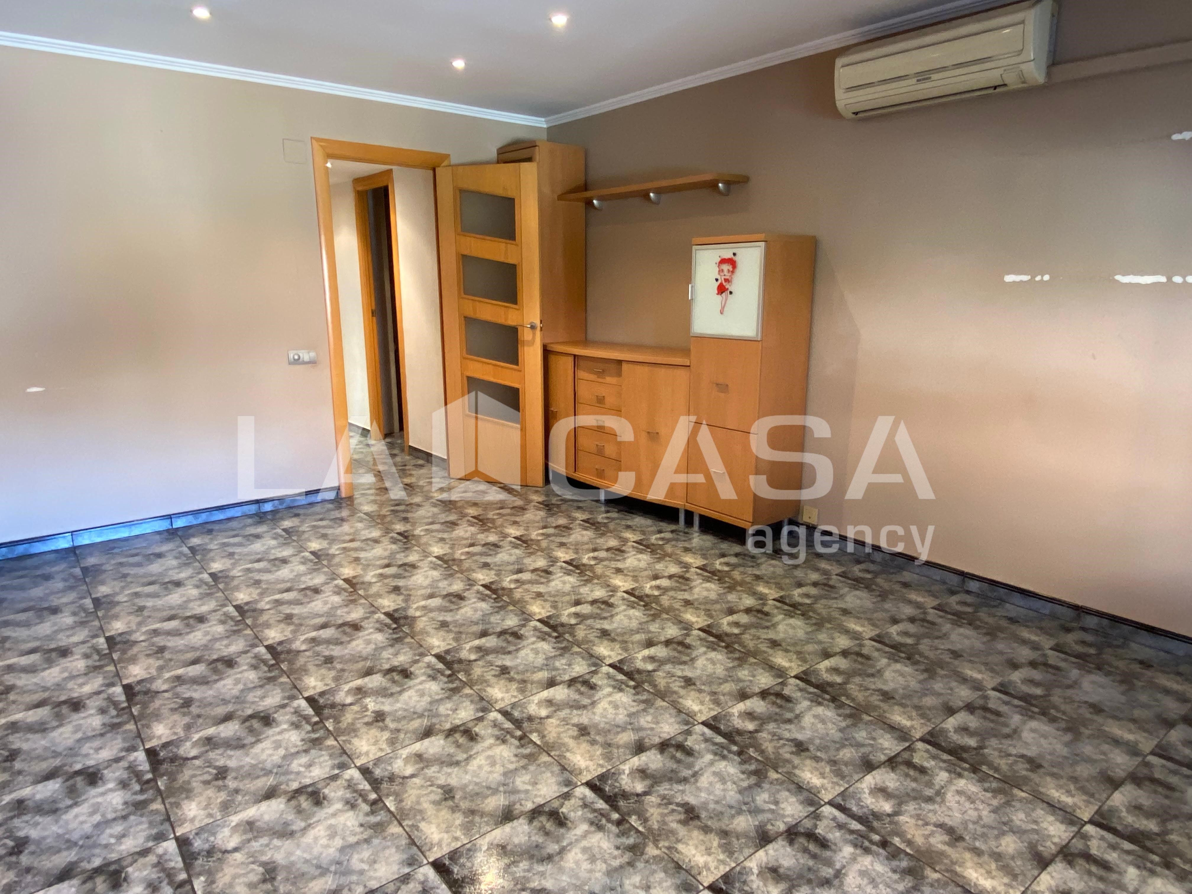 Flat for sale in Santa Coloma de Gramenet