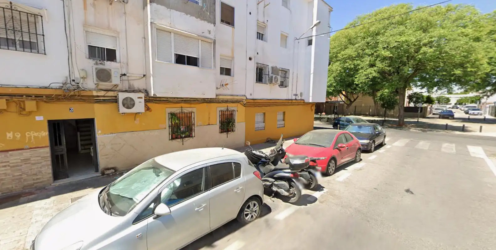 Vista exterior de Casa o chalet en venta en Sevilla