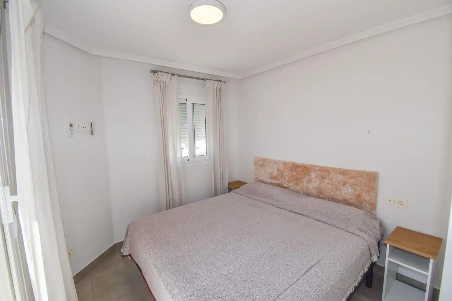 Habitación de Casa o chalet en venta en Santa Pola con Terraza, Piscina y Piscina comunitaria
