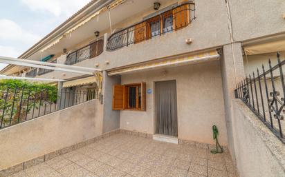 Exterior view of Single-family semi-detached for sale in San Pedro del Pinatar  with Private garden, Balcony and Alarm