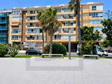 Pis amb piscina en venda a Avenida Purisima De La