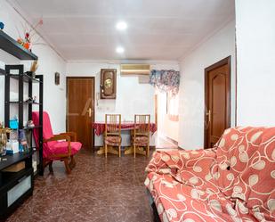 Living room of Flat for sale in L'Hospitalet de Llobregat  with Terrace and Storage room