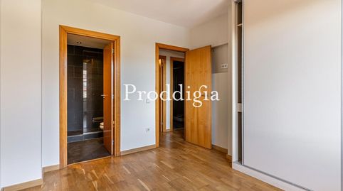 Foto 3 de Piso de alquiler en Coll Favà, Sant Cugat del Vallès