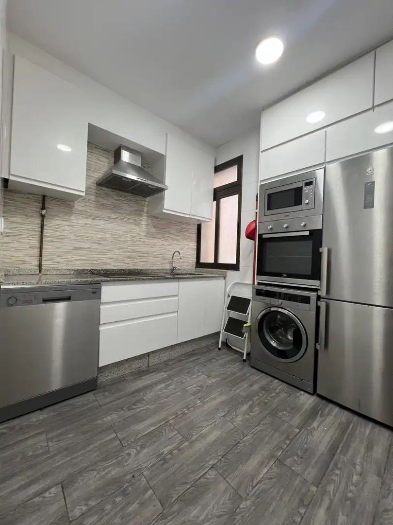Cocina de Piso en venta en Gijón  con Calefacción