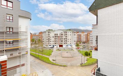 Vista exterior de Pis en venda en Oviedo 