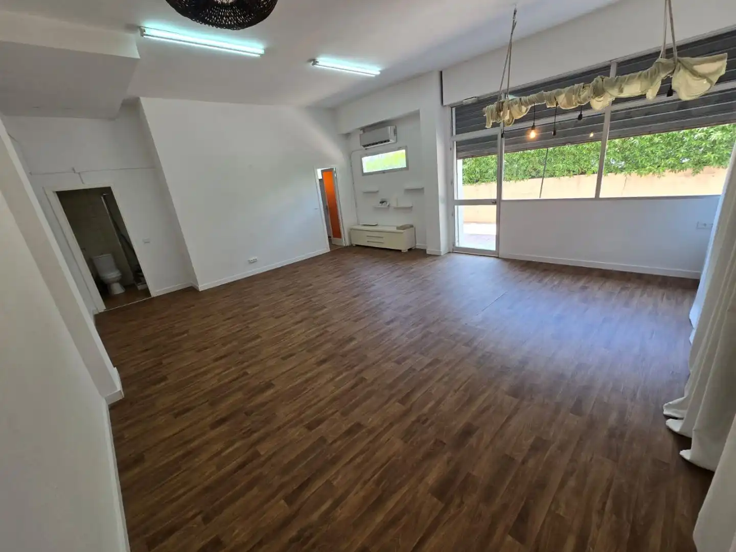 Local comercial en alquiler en Carrer de La Savina 5, imagen 13