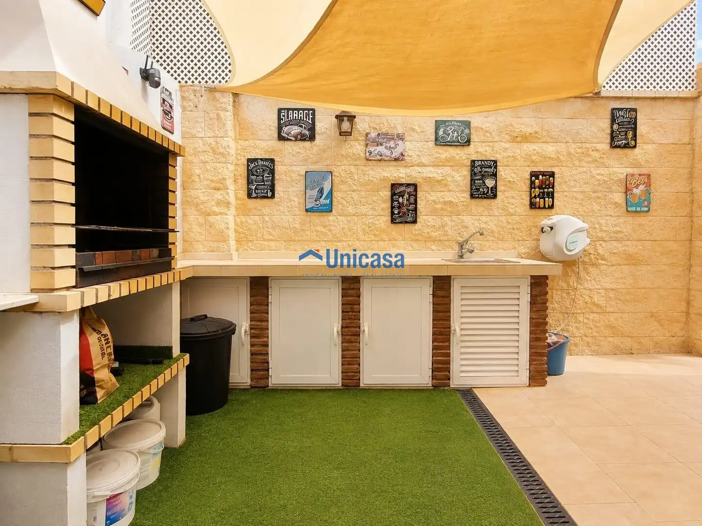 Terrace of Detached homes for sale in Málaga  with Air Conditioner, Heating and Storage room