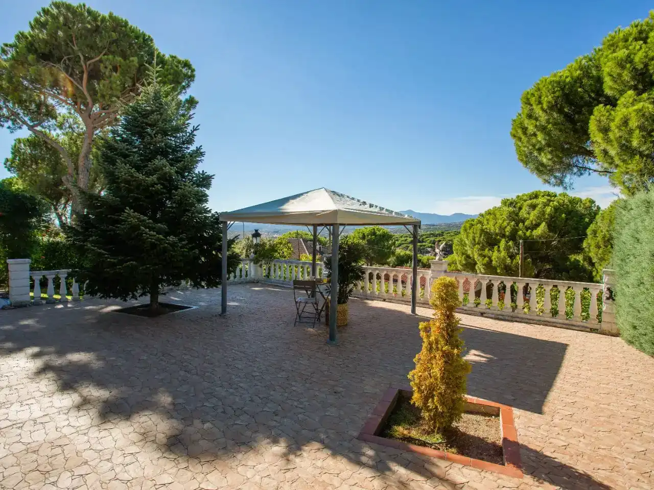 Terraza de Piso en venta en Almorox con Aire acondicionado