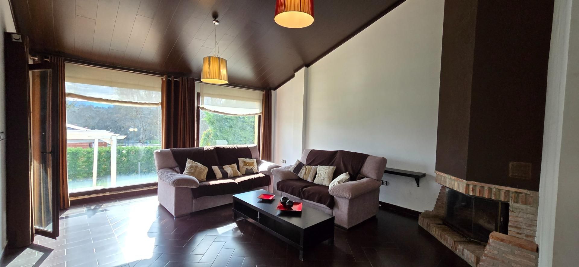 Living room of House or chalet for sale in Almarza  with Heating and Private garden