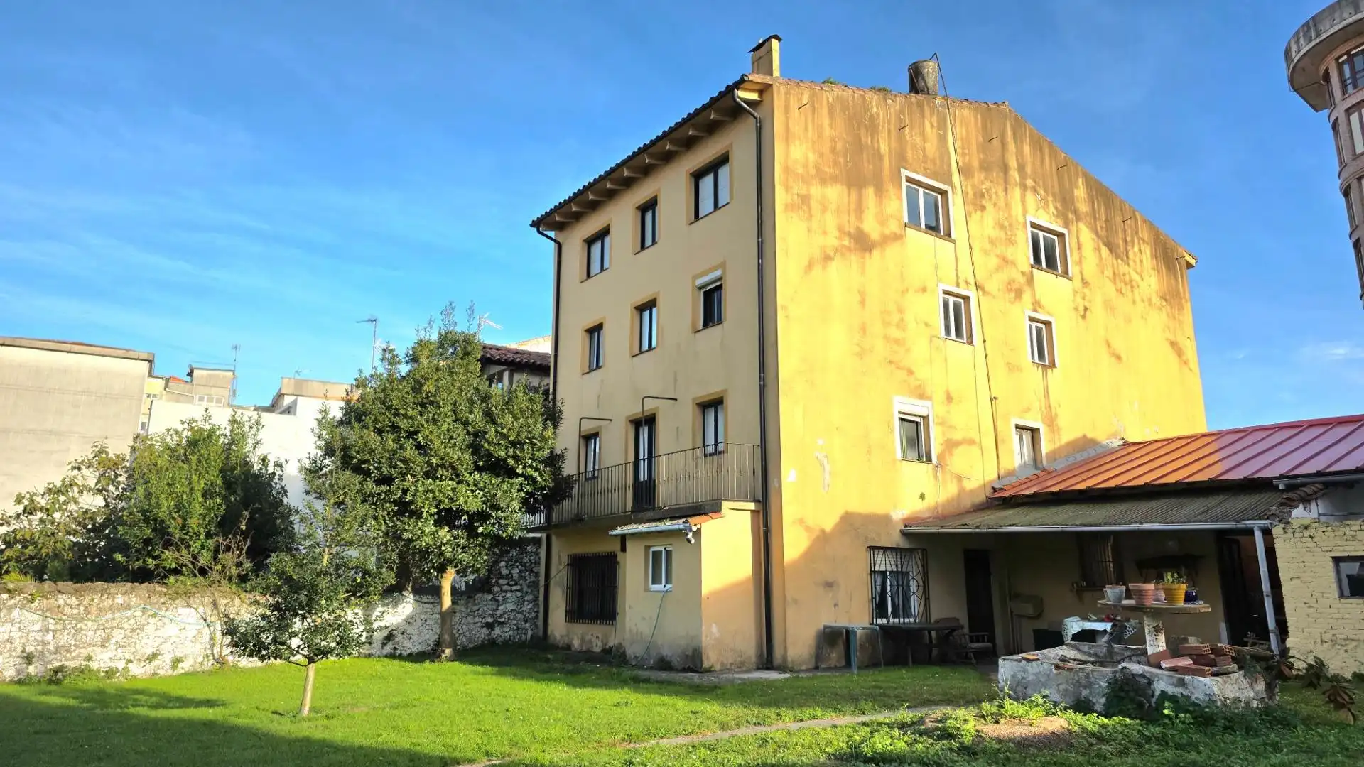 Vista exterior de Casa o chalet en venta en Colindres