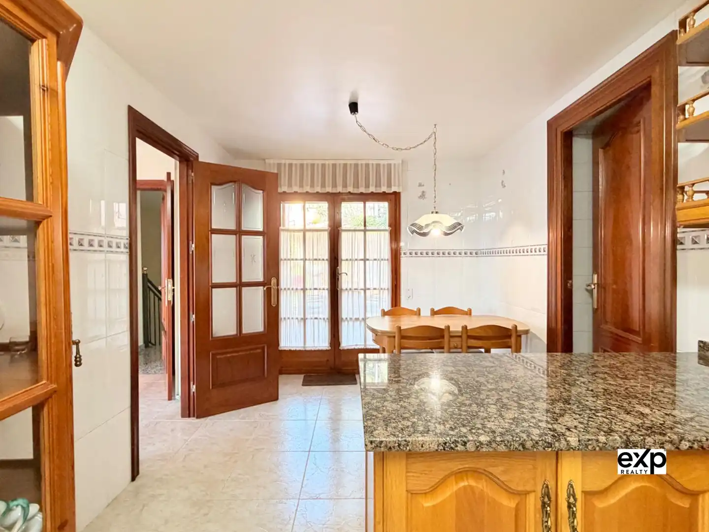 Cocina de Casa o chalet en venta en Mataró con Calefacción, Jardín privado y Terraza