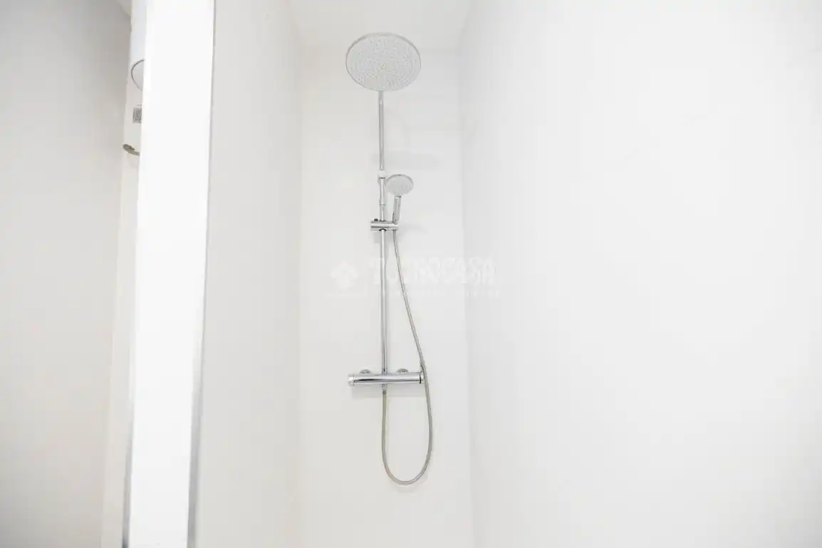 Baño de Piso en venta en Telde con Alarma