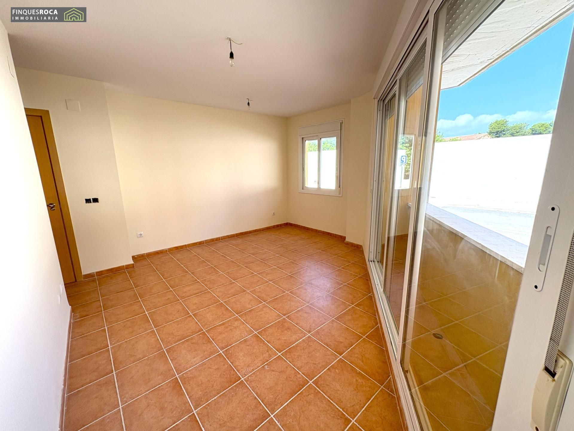 Apartment for sale in Alcanar  with Alarm and Community pool