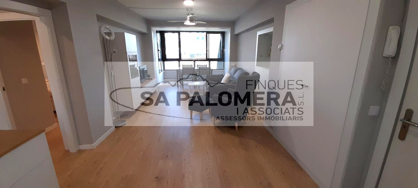 Sala de estar de Piso en venta en Blanes con Calefacción, Parquet y Amueblado