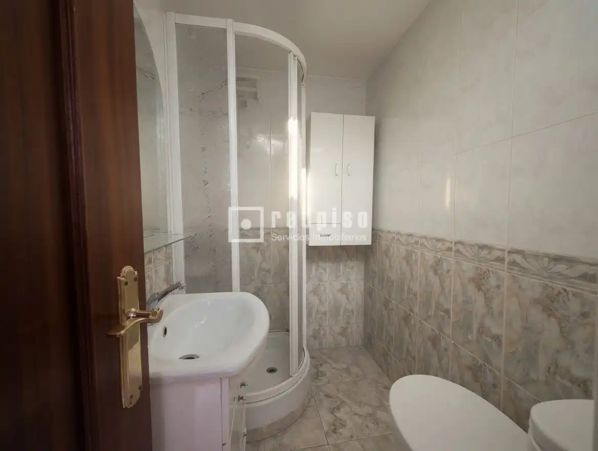Baño de Piso en venta en Alcorcón con Aire acondicionado, Calefacción y Terraza
