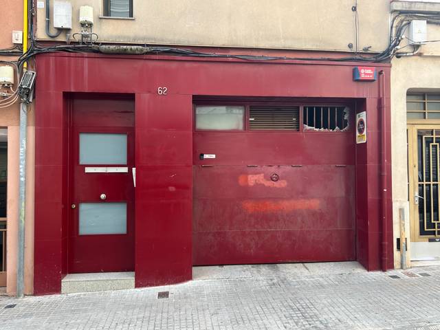 Local comercial en Venta en Carrer de Ricardo Caro en Plaça Catalunya - Escola Industrial