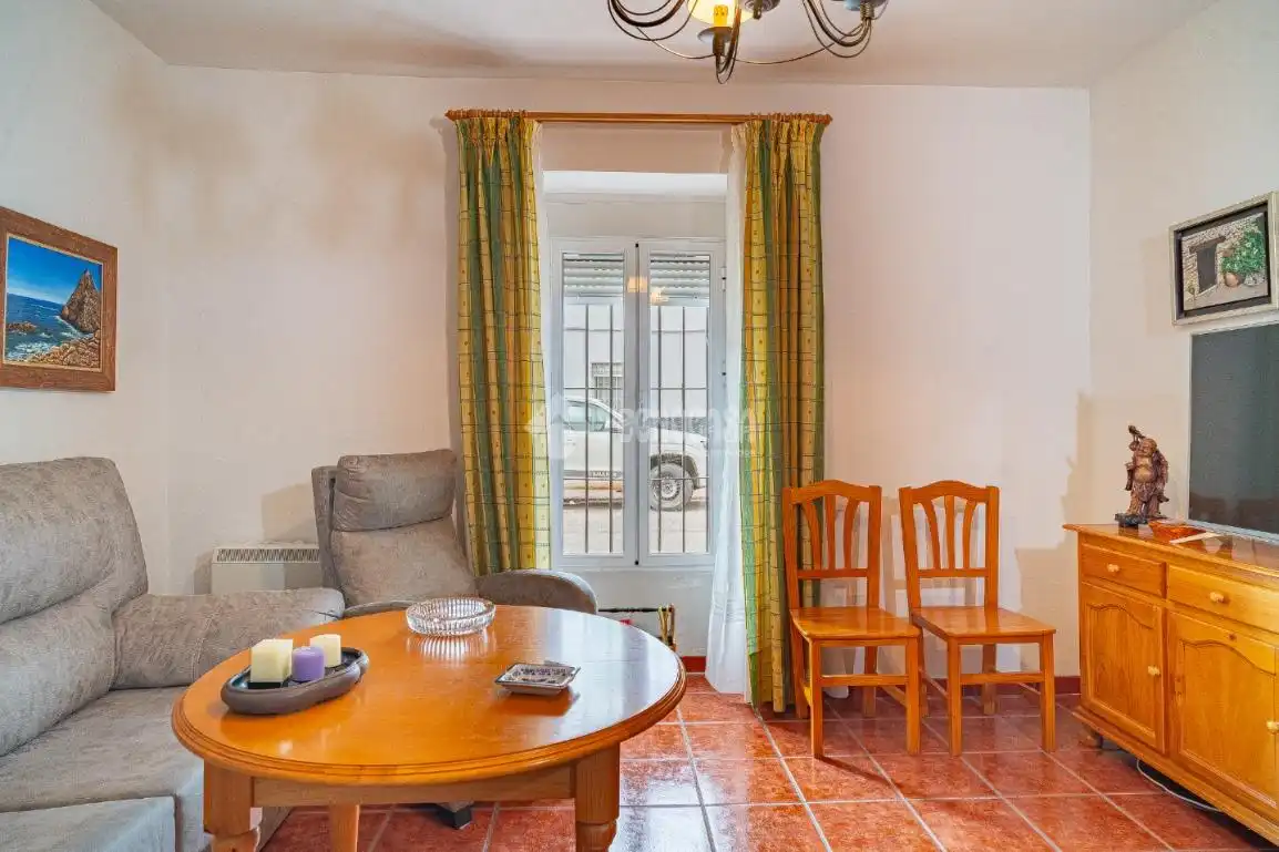 Casa aparellada en venda a Sabiote, imagen 9