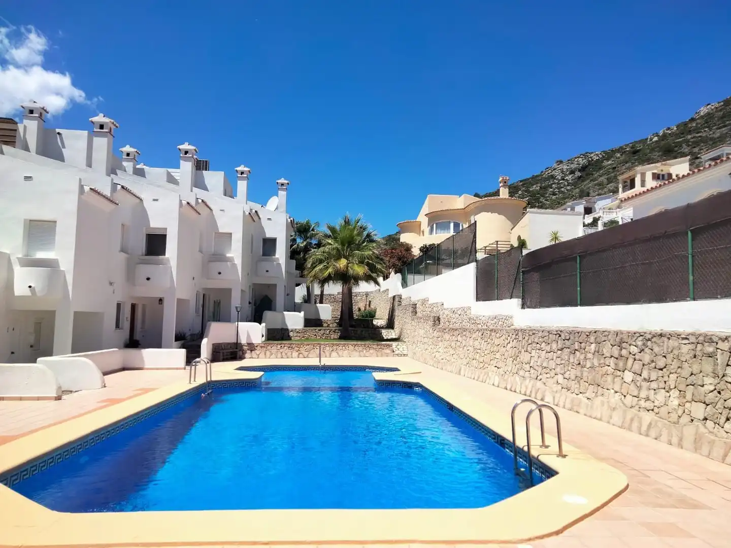 Vista exterior de Casa o xalet en venda en Xaló amb Aire condicionat, Calefacció i Terrassa