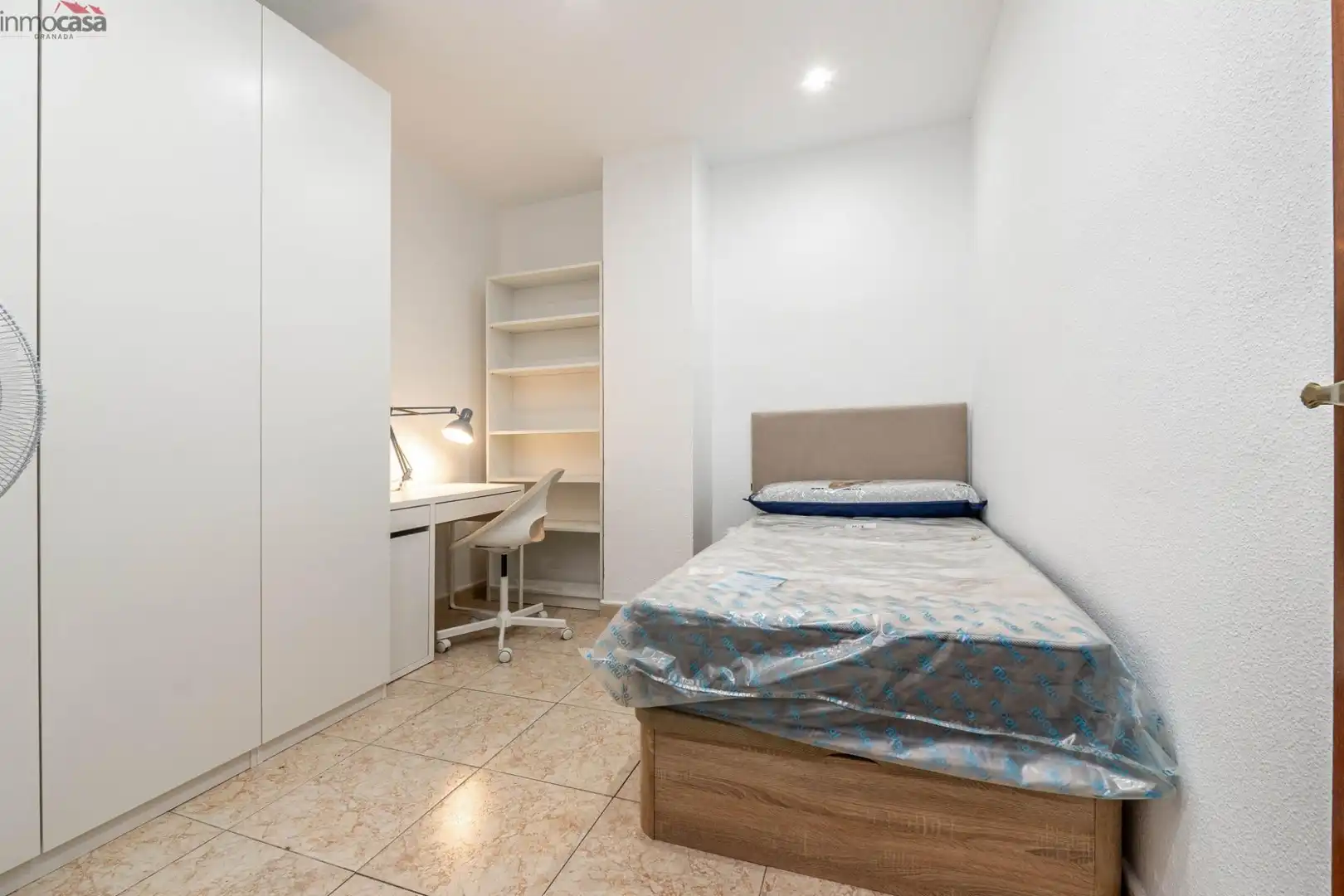 Wohnung zur Miete in Calle BUENSUCESO, 40, Centro - Sagrario