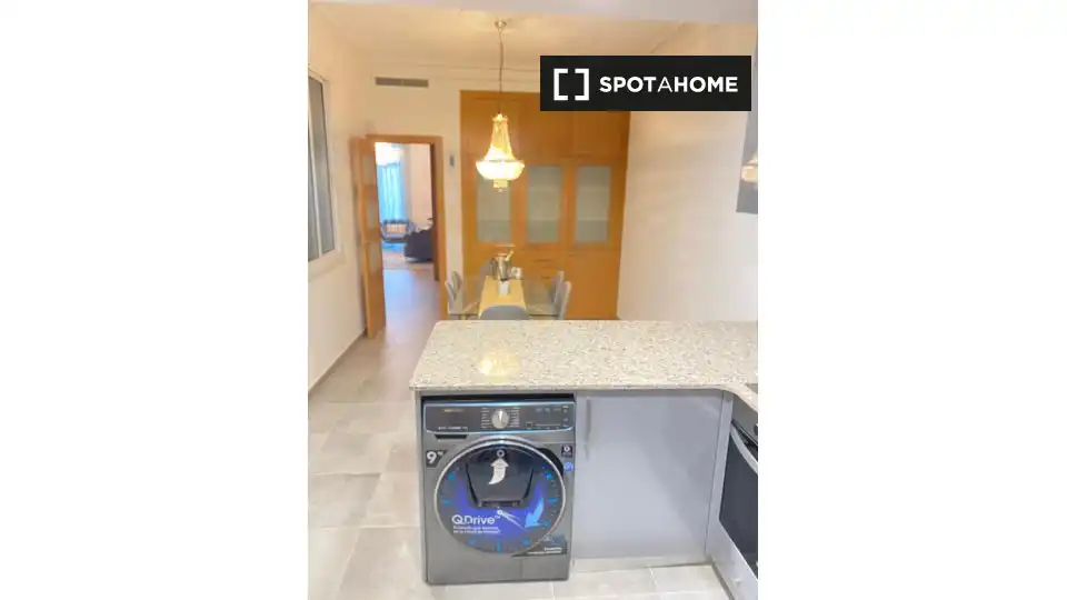 Piso con terraza en alquiler en Eixample, imagen 10
