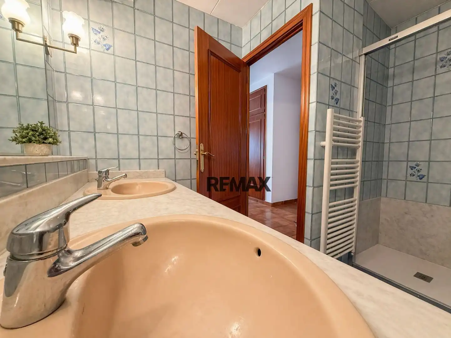 Badezimmer von Gebäude zum Verkauf in Roses