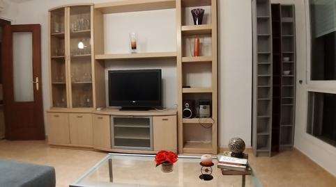 Foto 4 de Piso de alquiler en Calle César Arbasia, Suárez, Málaga Capital