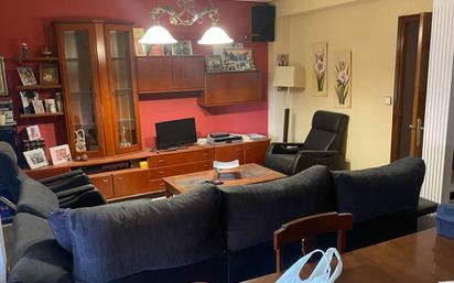 Sala d'estar de Pis en venda en  Albacete Capital amb Calefacció