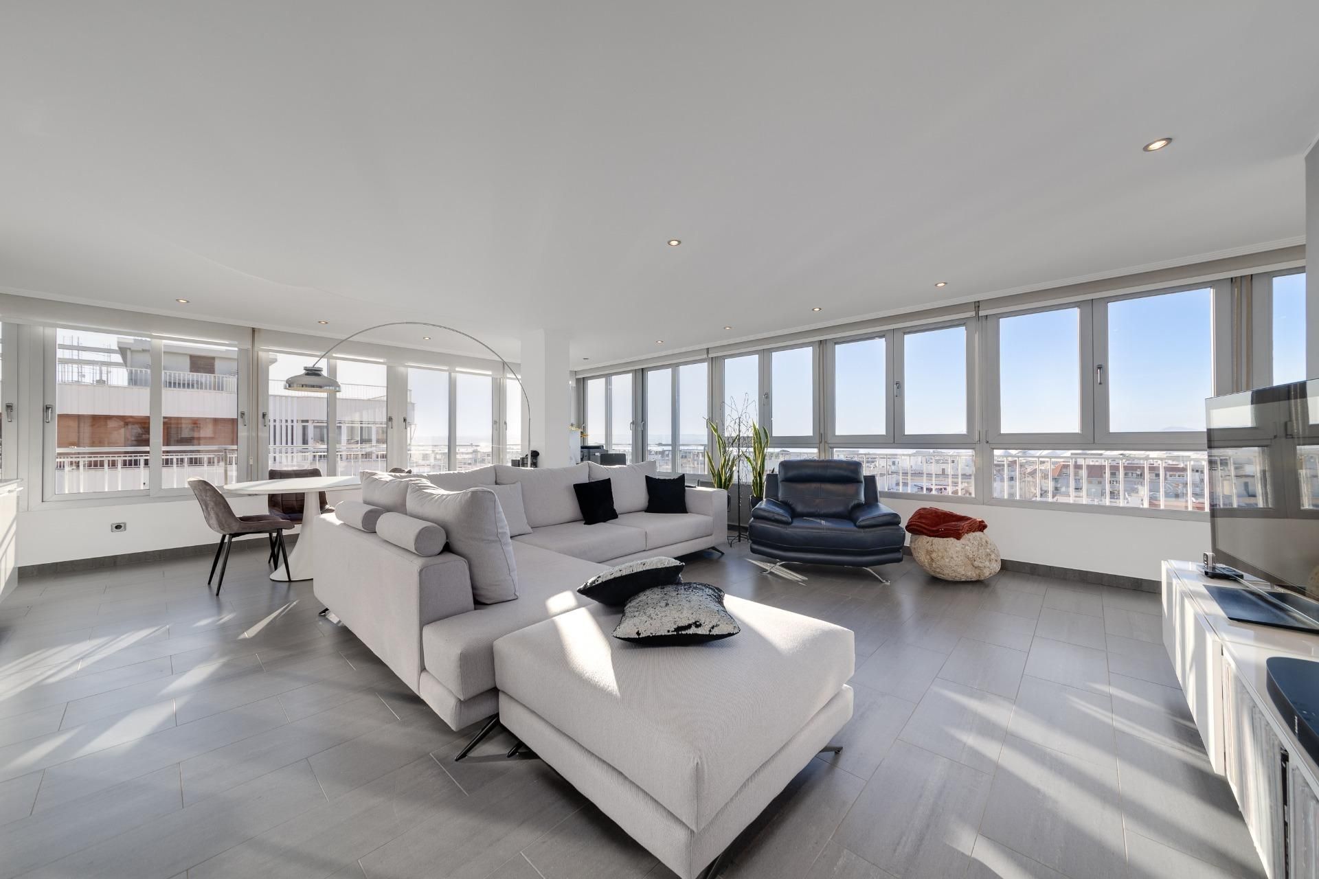 Apartment for sale in Avenida Doctor Gregorio Marañón, El Acequión