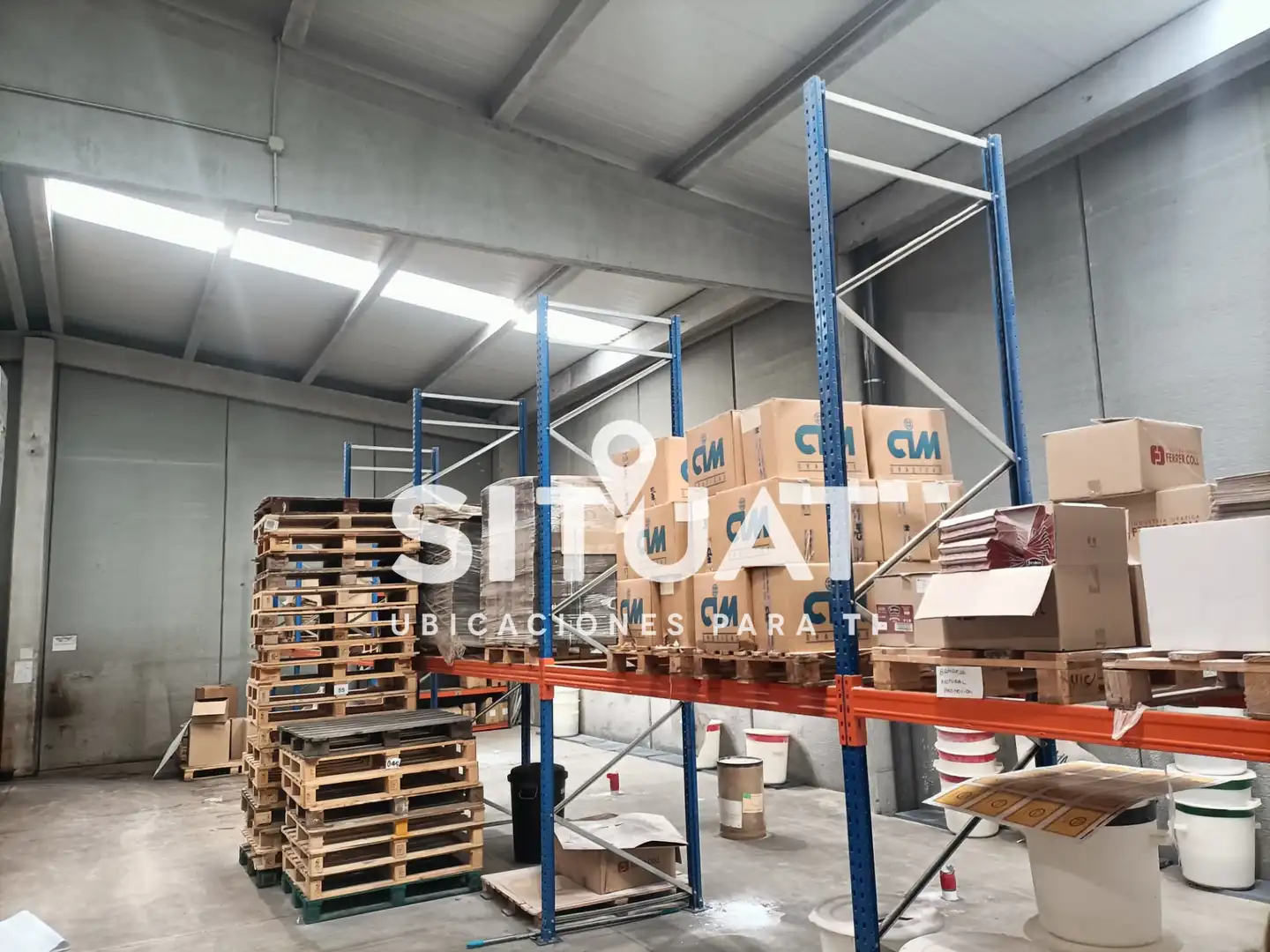 Nave industrial en venta en Pallejà con Calefacción y Alarma