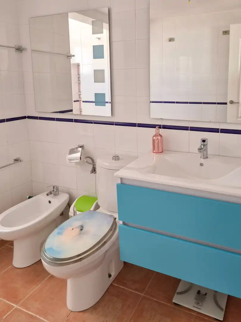 Badezimmer von Einfamilien-Reihenhaus zum Verkauf in Antigua
