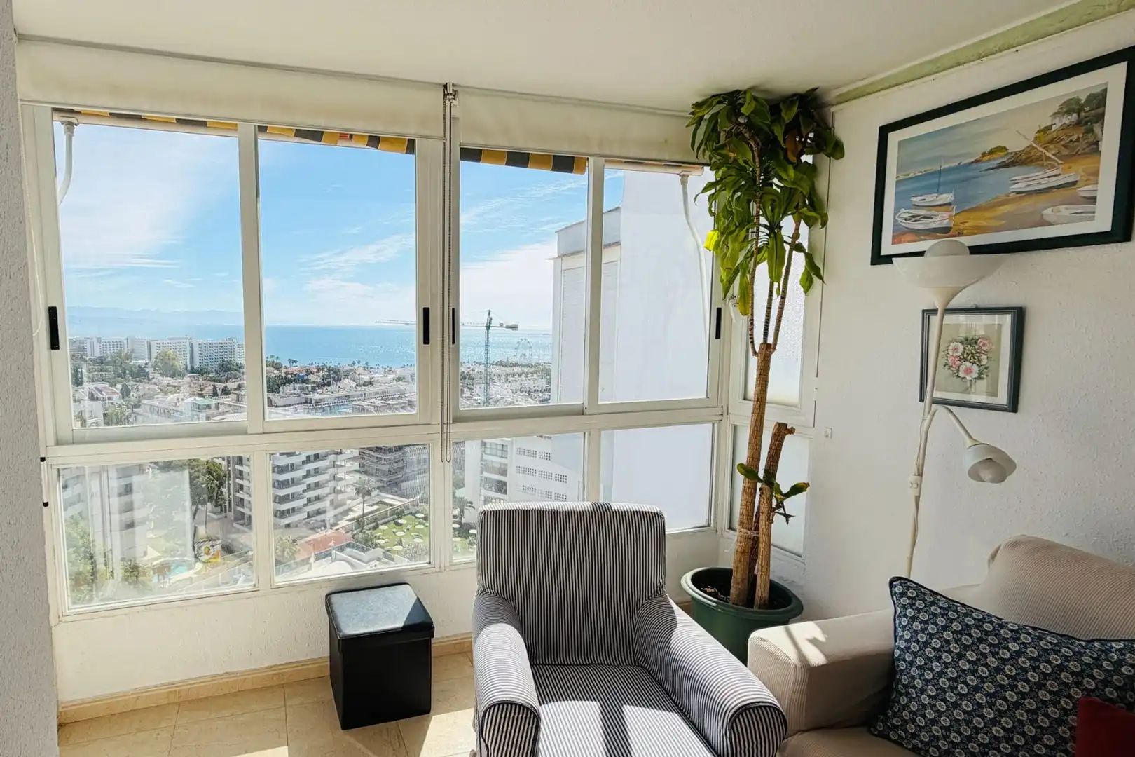 Living room of Apartments for sale in Benalmádena  with Balcony