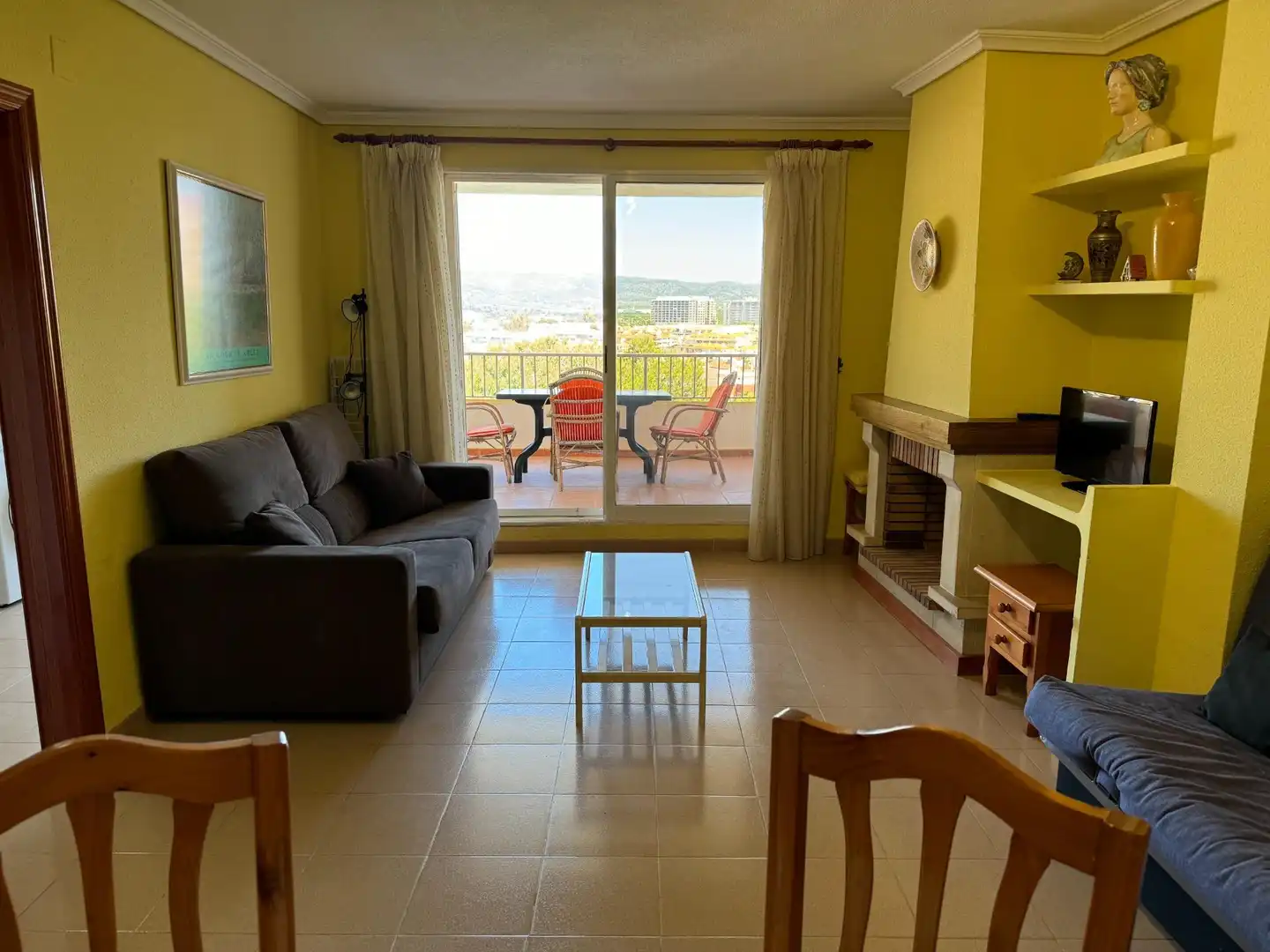 Sala d'estar de Apartament en venda en Oropesa del Mar / Orpesa amb Terrassa, Moblat i Piscina comunitària