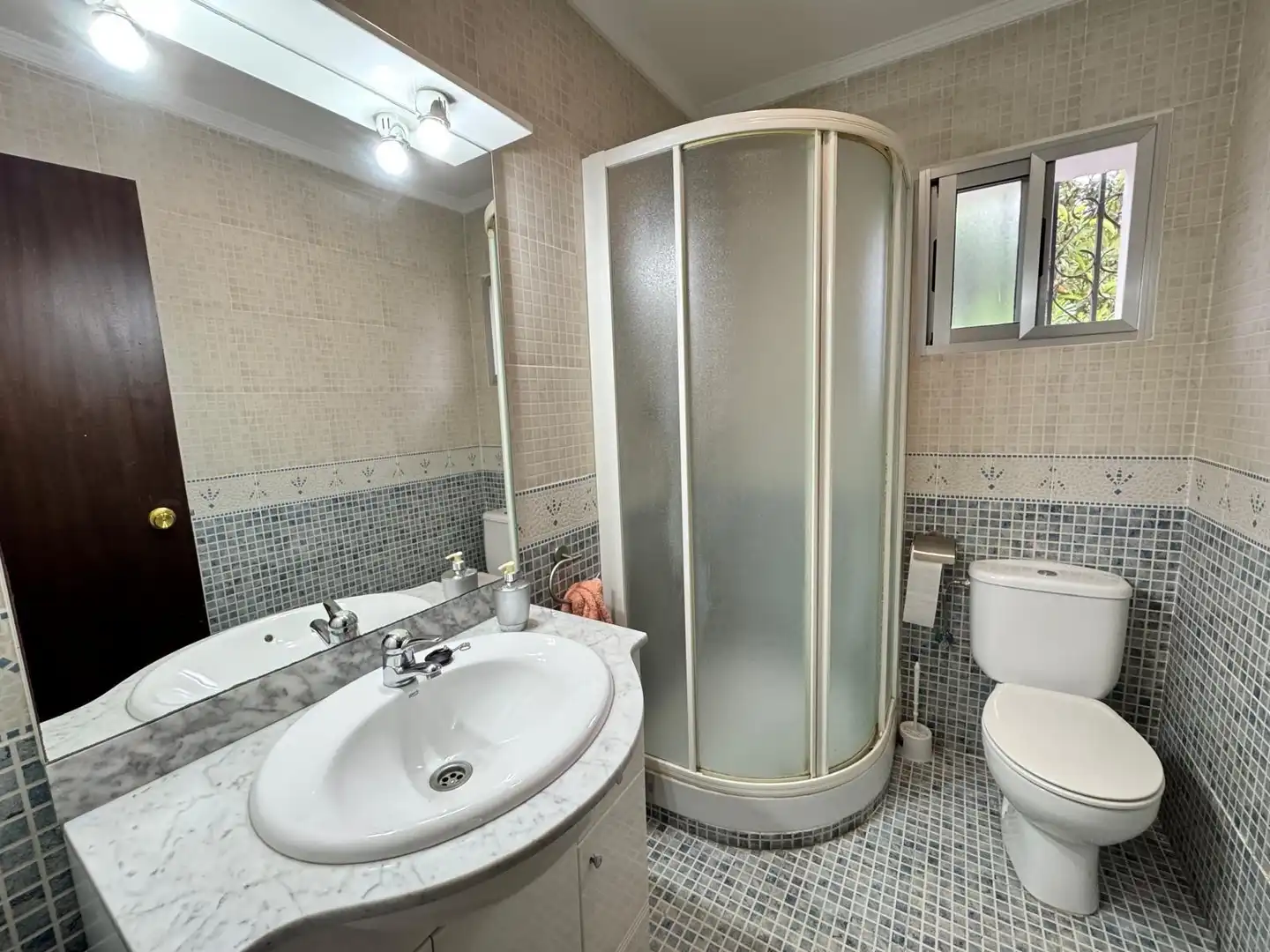 Bany de Casa o xalet en venda en Llíria