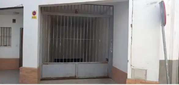 Garaje en venta en Villanueva del Ariscal