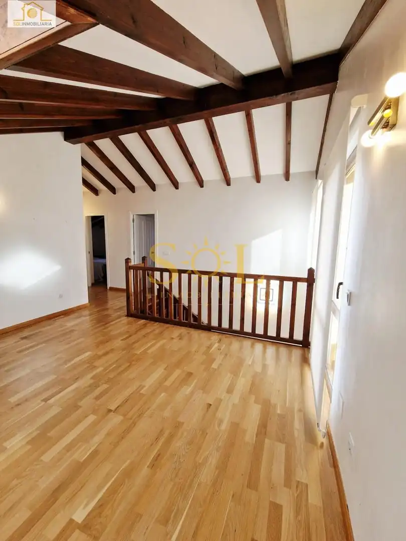 Casa o chalet en venta en Villaquilambre con Calefacción, Jardín privado y Parquet